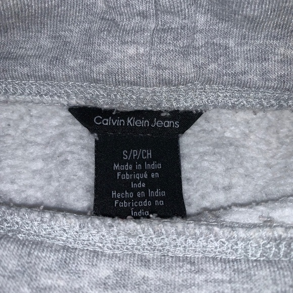 Calvin Klein sweater small - Picture 3 of 4